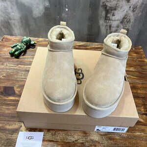 UGG Winter Cream Suede Thick Bottom Model Ankle Boots